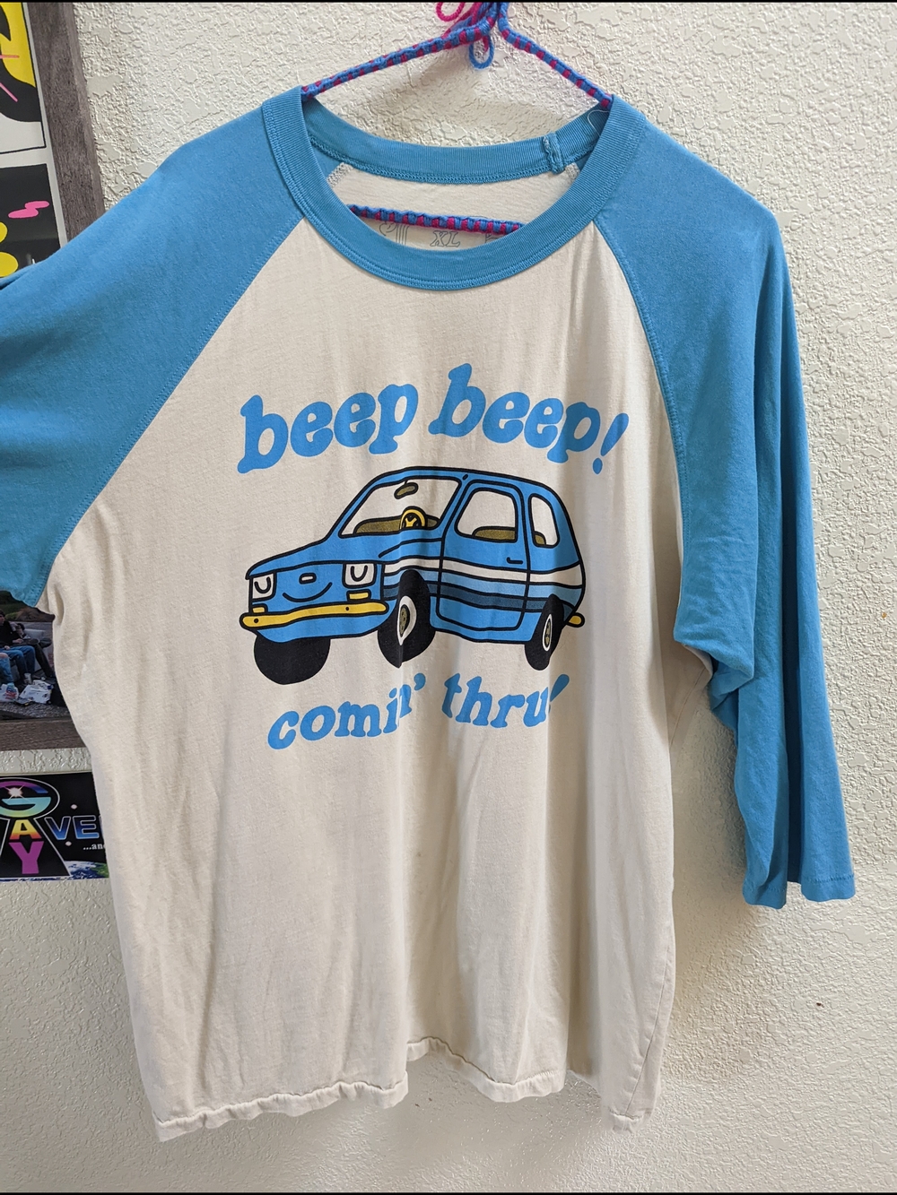 Big Bud Press Blue and Cream 'beep beep! comin' thru' Raglan Long Sleeve Tee